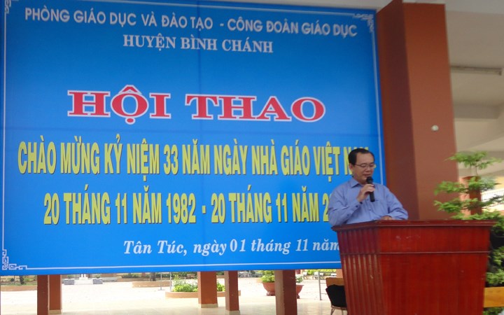 Hội thao chào mừng ngày giáo Việt Nam 20-11-2015 (Giải Bóng đá và Kéo co)